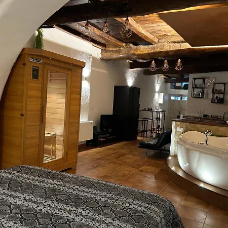 Relais Il Duomo Con Privata Hébergement de vacances Sutri